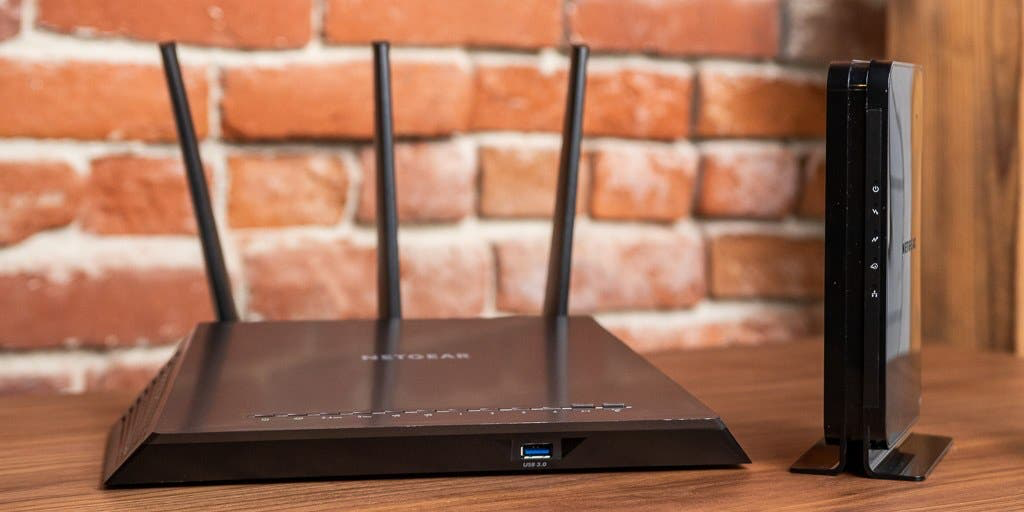 router-vs-modem-top-2x1-lowres1024-8962.jpg